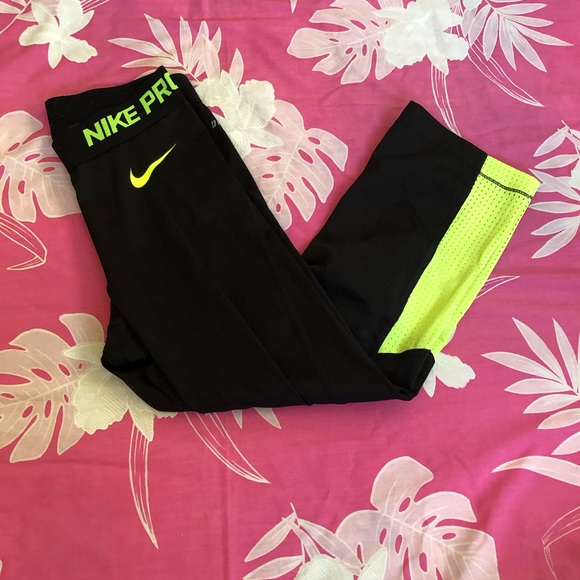 Nike Pants - Nike Pro Leggings